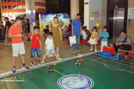 Des familles participent aux activités du Kid Fest 2026 à Hô Chi Minh-Ville. (Photo : VNA)