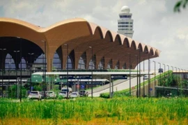 L'aéroport international Techo de niveau 4F, de classe mondiale (Photo : AKP/VNA)