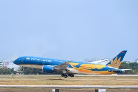 Dans le classement de 2026, Vietnam Airlines figure aux côtés de compagnies aériennes internationales de premier plan telles qu'Emirates, Etihad Airways, Singapore Airlines et All Nippon Airways, ce qui souligne son rayonnement international croissant. Photo fournie par la compagnie aérienne