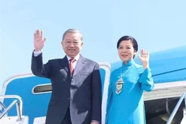 Le secrétaire général du Parti communiste du Vietnam, To Lam et son épouse Ngo Phuong Ly. Photo : VNA