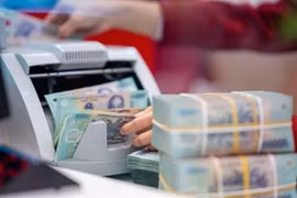 En supprimant la politique de quotas de croissance du crédit, la banque centrale doit modifier son mécanisme de surveillance en renforçant une série d'indicateurs financiers pour les banques, tels que le ratio de sécurité du capital, le ratio de couverture des créances douteuses et d'autres dispositions. Photo cafef.vn