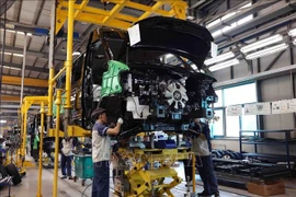 Assemblage automobile à l’usine Hyundai Thành Công (Société par actions Automobile Thành Công Ninh Bình). Photo d’illustration : VNA.