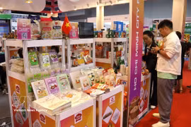 Un stand d'une entreprise alimentaire halal de Hô Chi Minh-Ville à l'exposition. Photo : VNA