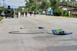 Vue générale des dégâts causés par un attentat à la bombe dans une station-service PTT de la province de Narathiwat, dans le sud de la Thaïlande, le dimanche 11 janvier 2026. Photo . AFP