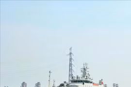 e navire des garde-côtes vietnamiens le plus avancé, le CBS 8001. Photo : VNA