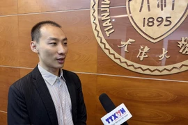 Le professeur associé Li Junkai, vice-doyen du département d’enseignement multilingue à l’Institut des études sur l’hémisphère Sud de l’Université de Tianjin. Photo : VNA