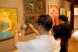 Exposition internationale « Femmes peignant des femmes » à Hanoï