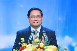 e Premier ministre Pham Minh Chinh lors de la cérémonie de remise des prix «Figures exemplaires de la jeunesse vietnamienne 2024». Photo : VNA