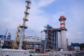 Les centrales électriques Nhon Trach 3 et 4 apportent une importante capacité supplémentaire au réseau national, contribuant ainsi à accroître la production d’électricité du pays. Photo : Petrovietnam