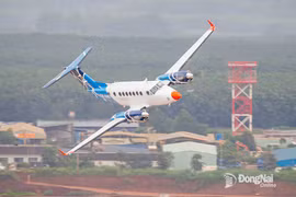 Un vol d'essai à l'aéroport (Photo : baodongnai.com.vn)