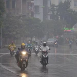 À Hanoi, des averses éparses et un risque d’orages sont prévus, avant l’arrivée d’un froid plus intense dans la nuit du 9 au 10 mars. Photo: anninhthudo.vn