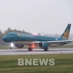 L’Autorité de l’aviation civile du Vietnam annonce la suspension temporaire des opérations dans cinq aéroports du Centre du Vietnam. Source : VNA