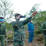 Patrouille des gardes-frontières vietnamiens et chinois à la borne frontière n°3 le long de la frontière entre le Vietnam et la Chine. Photo: VNA