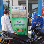 L’essence E10 (E10RON95) est disponibles à la pompe au Vietnam depuis le 1er juin 2026. Photo : VNA