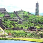 Le site touristique Bai Dinh à Ninh Binh.