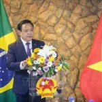 L’ambassadeur Bui Van Nghi s’exprime lors de l’événement. Photo : ambassade du Vietnam au Brésil