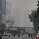 La ville de Hanoi est confrontée à une aggravation de la pollution de l'air. Photo : VNA