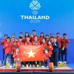 La délégation d'haltérophilie du Vietnam aux SEA Games 33 disputés en 2025 en Thaïlande. Photo : VNA
