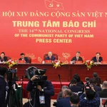 Le secrétaire général du Parti Tô Lâm (centre) lors de la conférence de presse internationale sur les résultats du 14e Congrès national du Parti, à Hanoi, le 23 janvier. Photo : VNA