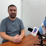 Le journaliste argentin Gastón Fiorda. Photo : VNA