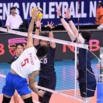 L'équipe nationale masculine de volley-ball du Vietnam s'est qualifiée pour les quarts de finale de la Coupe des Nations AVC malgré sa défaite face à la République de Corée lors du dernier match de la phase de groupes. Photo : AVC