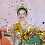 Yên Nhi couronnée Miss Grand Vietnam 2025. Photo: Comité d'organisation de Miss Grand Vietnam 2025