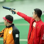 Hà Minh Thành et ses coéquipiers remportent la médaille de bronze à l’épreuve par équipe de pistolet tir rapide 25 m hommes des Championnats d’Asie de tir à la carabine et au pistolet 2026. Photo: thethaovietnamplus.vn