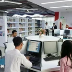 La bibliothèque Inspire de l’Université Tôn Duc Thang à Hô Chi Minh-Ville propose des services inspirés des bibliothèques des 100 meilleures universités mondiales. Photo : VNA