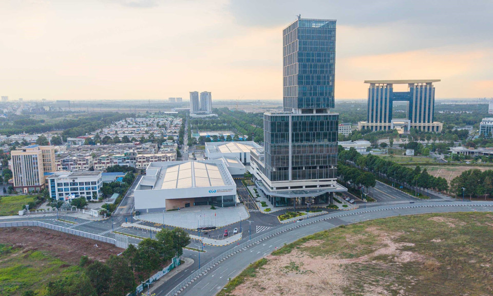 L'adhésion du centre commercial de Binh Duong New City (WTC BDNC) à la World Trade Center Association (WTCA) en 2019 a constitué un levier pour le développement du commerce et des services. Photo : Hoang Hieu - VNA