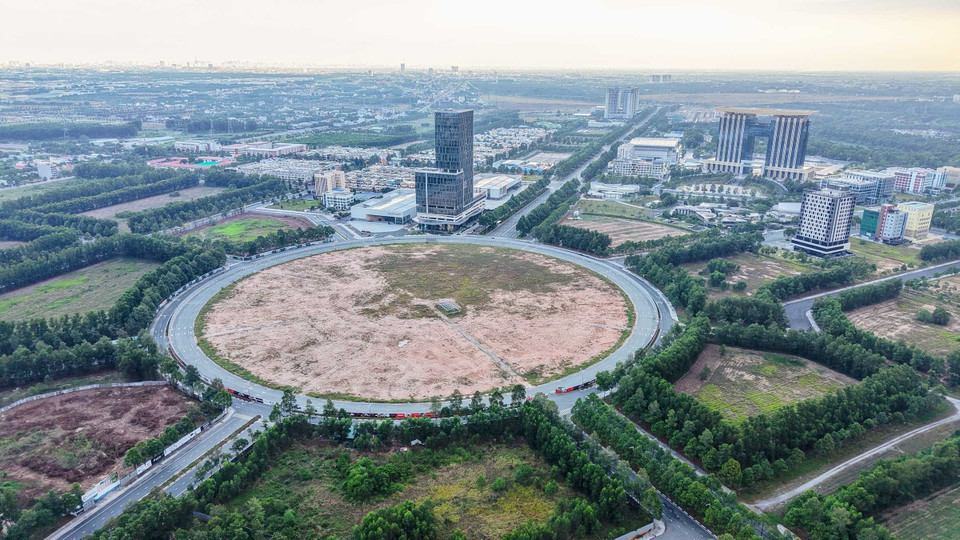 La ville nouvelle de Binh Duong, une zone urbaine moderne de la province éponyme, accueillera la construction d'un quartier dédié à la culture, au commerce et aux services, ainsi que de sa gare centrale A1. Photo : Hoang Hieu – VNA