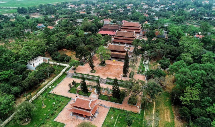 Le complexe de monuments et de paysages Yên Tu - Vinh Nghiem - Con Son - Kiep Bac représente un trésor inestimable du bouddhisme vietnamien. En photo : La pagode Quynh Lam, située dans la zone des vestiges historiques de la dynastie Tran. Photo : VNA