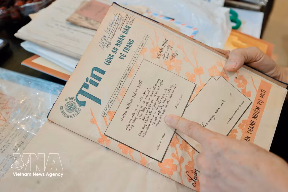 À ce jour, le collectionneur possède plus de 400 000 exemplaires provenant de plus de 1 000 titres de presse, dont plus de 100 édités au Vietnam avant 1954. Photo : VNA