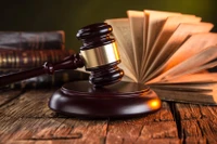 La Résolution n°66-NQ/TW est considérée comme un document politique de portée stratégique pour le perfectionnement des institutions, du système juridique et de la gouvernance nationale du Vietnam. Photo d'illustration: baochinhphu