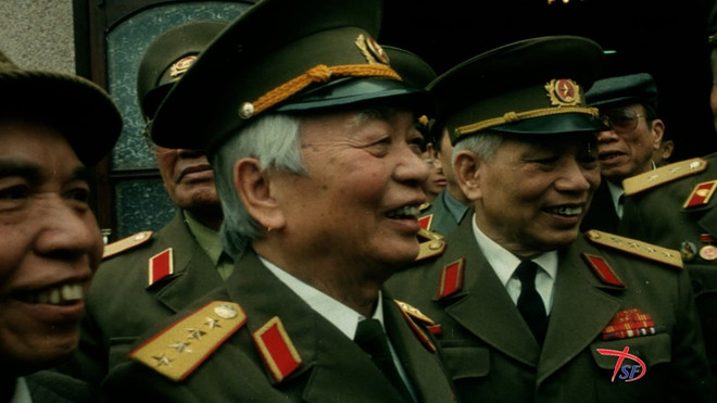 Scène dans le documentaire “Mémoires de Diên Biên”. Photo: dangcongsan.vn z5405840453229-2671eede778cd2142492f1299d2973e3.jpg