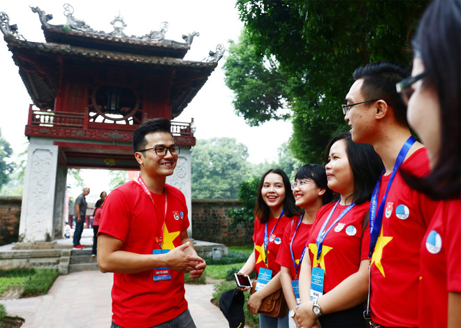 Développer le "soft power" de la culture vietnamienne contribuera à renforcer la force nationale globale du pays dans l'avenir. Photo: dantri Thanh_nien_-_van_hoa.jpg