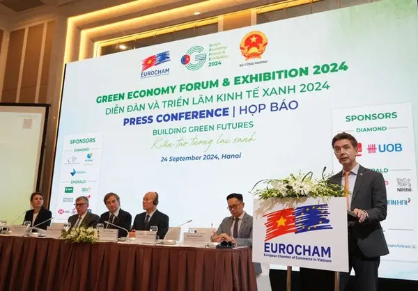 Julien Guerrier, ambassadeur de l'Union européenne (UE) au Vietnam. Photo: EuroCham Đại_sứ_EU.(Ảnh_EuroCham).webp.jpg