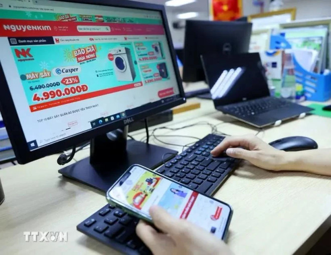 Le Vietnam se positionne comme un futur leader du commerce électronique en Asie du Sud-Est. Photo: VNA commerce.jpg