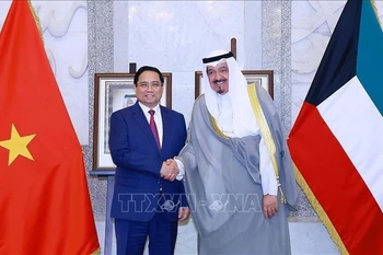 Le Vietnam et le Koweït élèvent leurs relations au partenariat stratégique