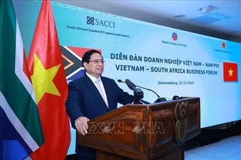 Le Premier ministre Pham Minh Chinh s'exprime au forum. Photo: VNA