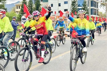 Des coureurs à l'événement. Photo: VNA