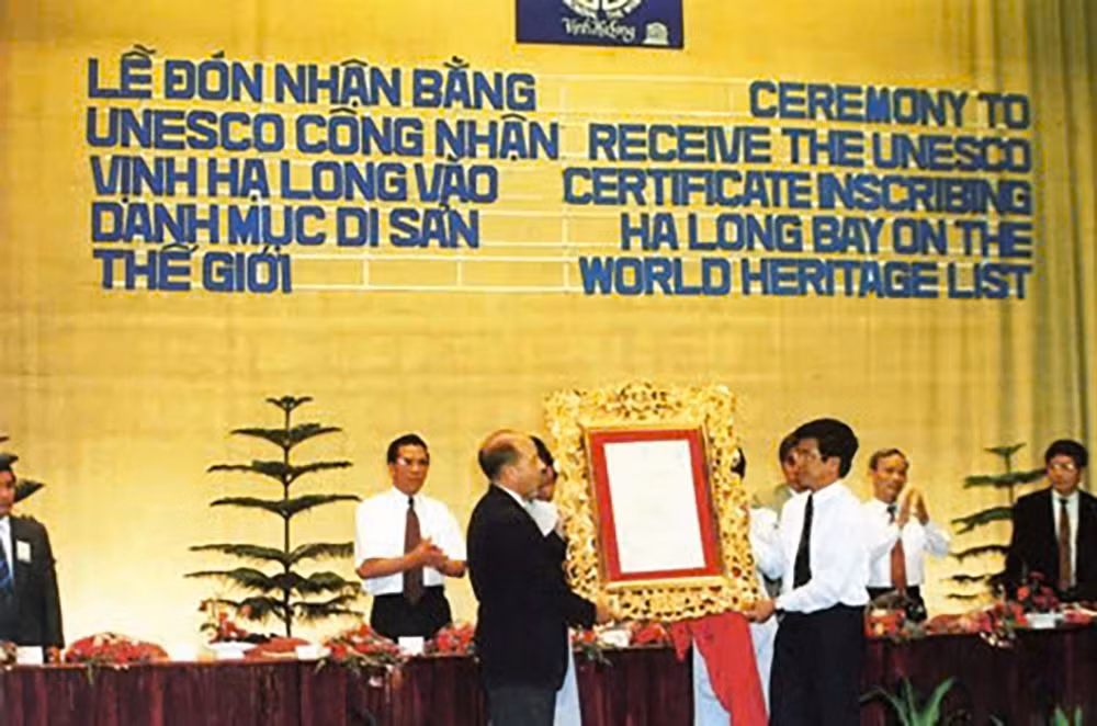 halong unesco.jpg