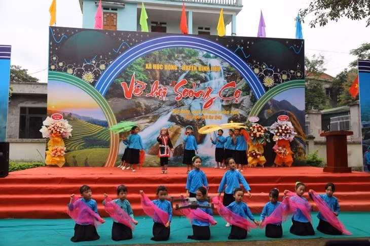 dangcongsan.vn.jpg