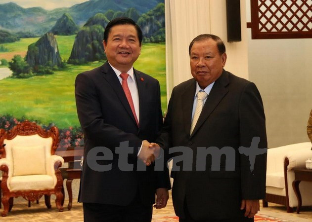 Une délégation de Ho Chi Minh-Ville reçue par les dirigeants laotiens ảnh 1 Une délégation de Ho Chi Minh-Ville reçue par les dirigeants laotiens ảnh 1