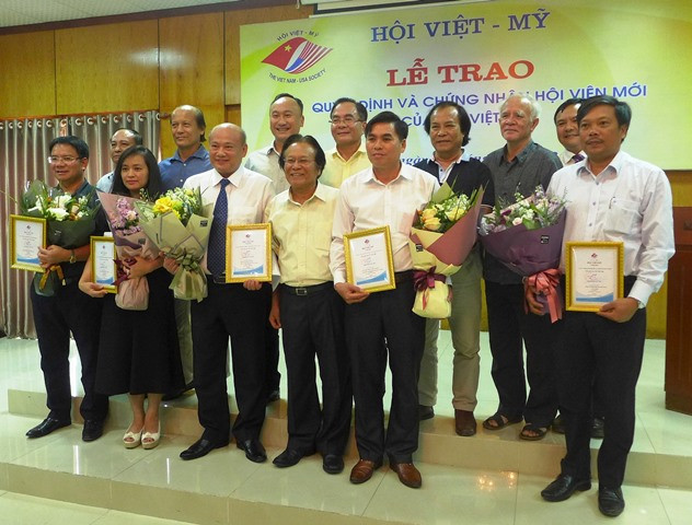 De nouveaux membres adhérent à l’Association Vietnam-États-Unis ảnh 1 De nouveaux membres adhérent à l’Association Vietnam-États-Unis ảnh 1