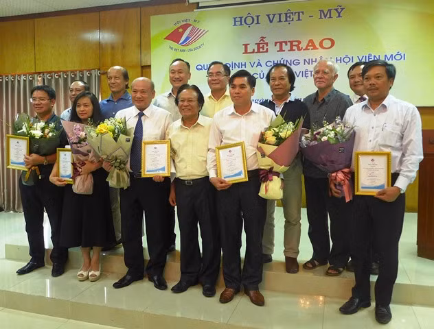 De nouveaux membres adhérent à l’Association Vietnam-États-Unis ảnh 1 De nouveaux membres adhérent à l’Association Vietnam-États-Unis ảnh 1
