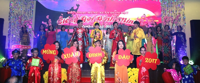 Une soirée musicale pour des bouddhistes en République tchèque ảnh 1 Une soirée musicale pour des bouddhistes en République tchèque ảnh 1