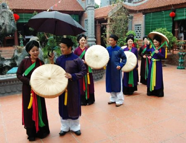 Fête de Lim : retour à Bac Ninh pour déguster des airs du quan ho ảnh 1 Fête de Lim : retour à Bac Ninh pour déguster des airs du quan ho ảnh 1