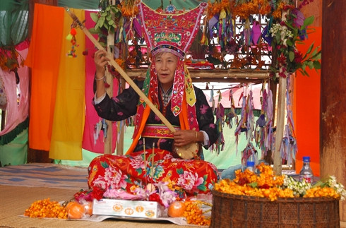 La fête de l'eau des Thai à Lai Châu ảnh 1