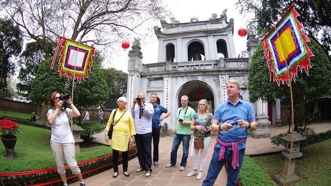 Les jeunes de Hanoi et la promotion du tourisme de la capitale ảnh 1 Les jeunes de Hanoi et la promotion du tourisme de la capitale ảnh 1