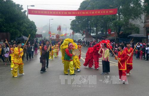 La fête "Lông tông" très animée à Tuyen Quang ảnh 1 La fête "Lông tông" très animée à Tuyen Quang ảnh 1